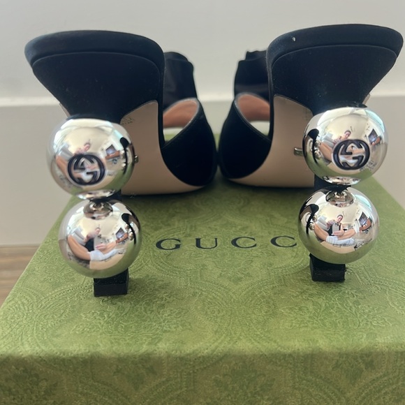 GUCCI Shawana Satin Flower Mules - Picture 6 of 8